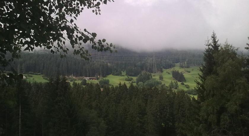Haus Brigitte - Preise Inclusive Pitztal Sommer Card Йерценс Екстериор снимка