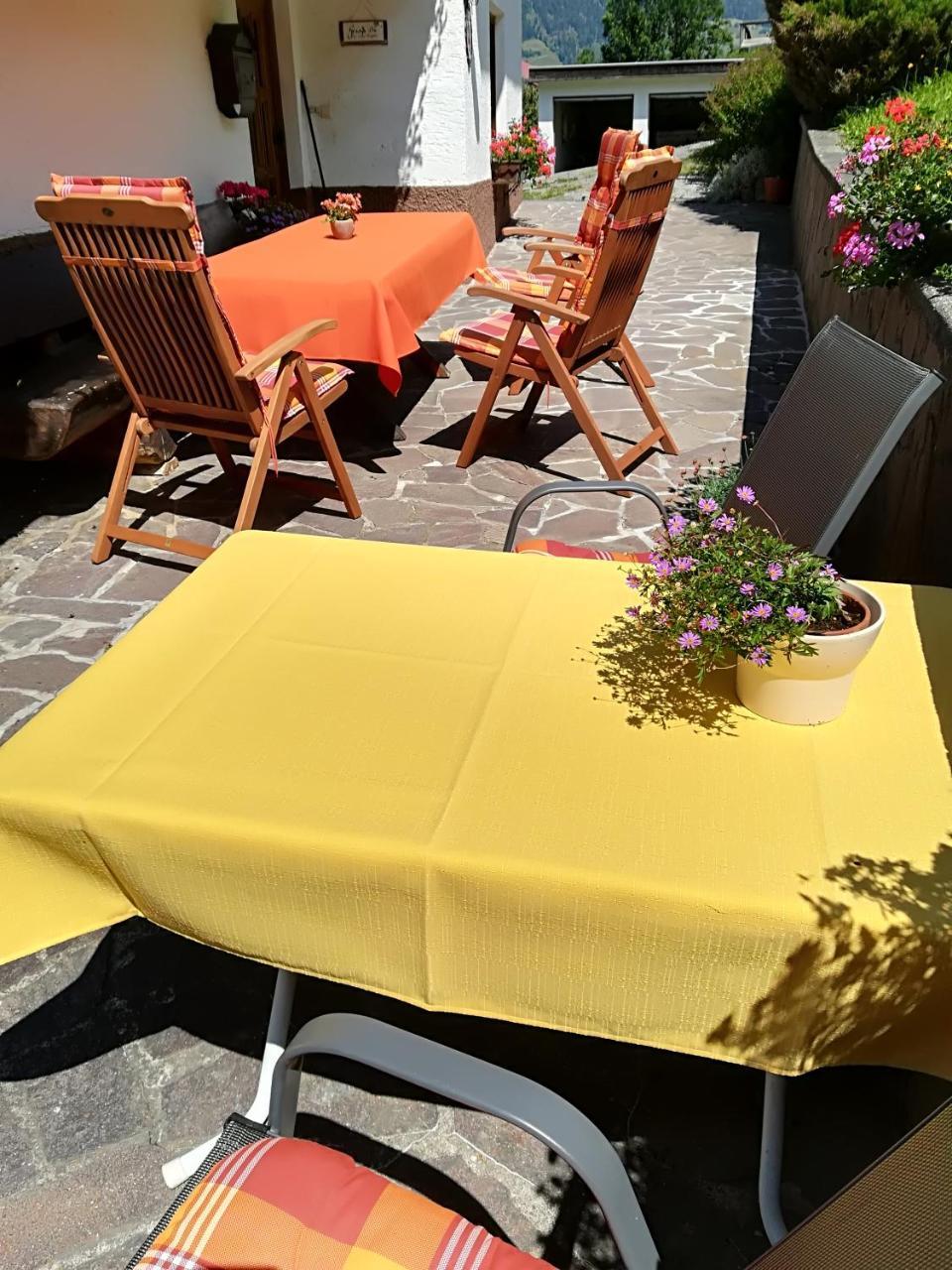 Haus Brigitte - Preise Inclusive Pitztal Sommer Card Йерценс Екстериор снимка